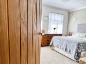 Craigfield Avenue- click for photo gallery